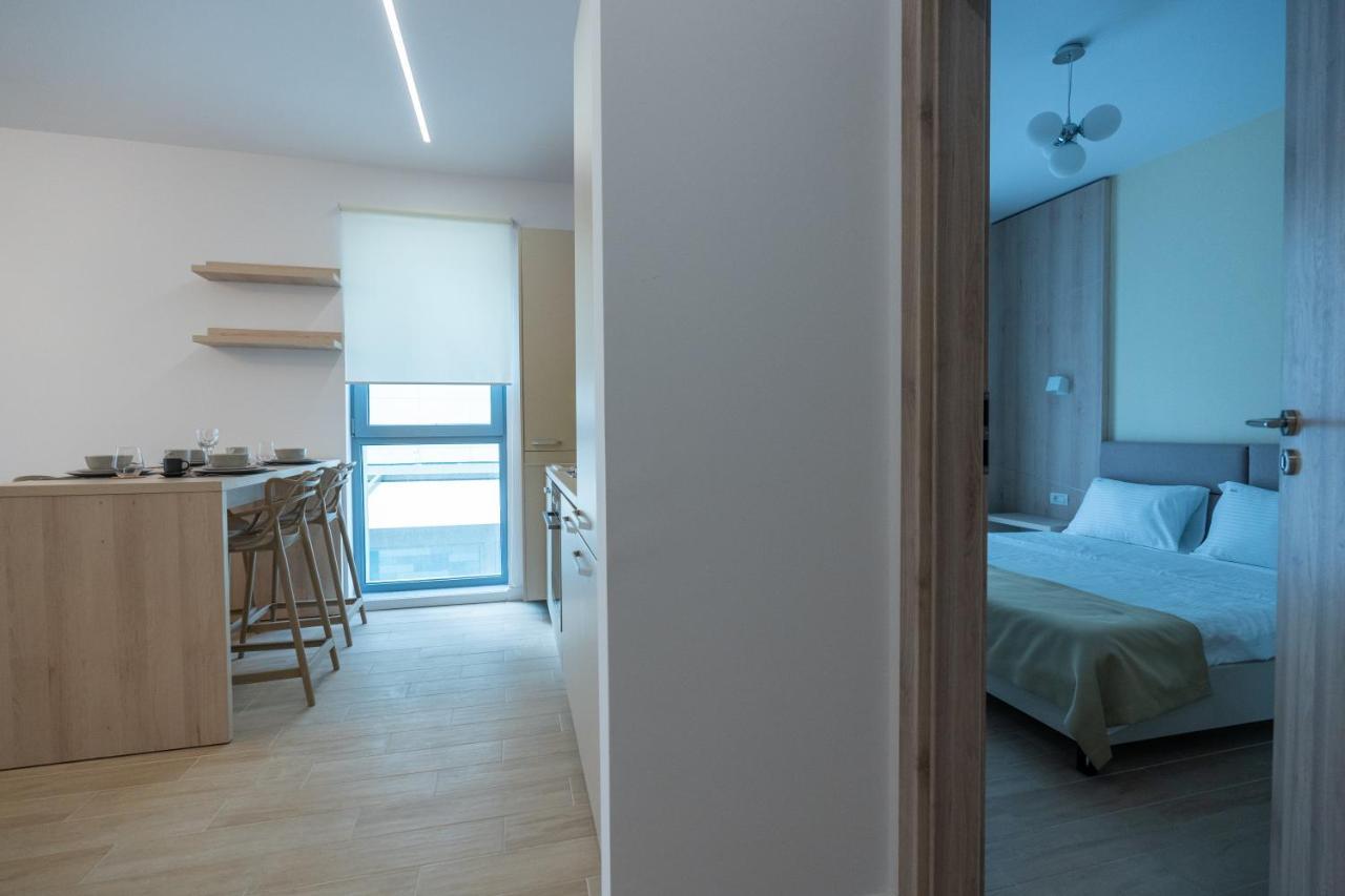 Lotus Studios Mamaia Dış mekan fotoğraf