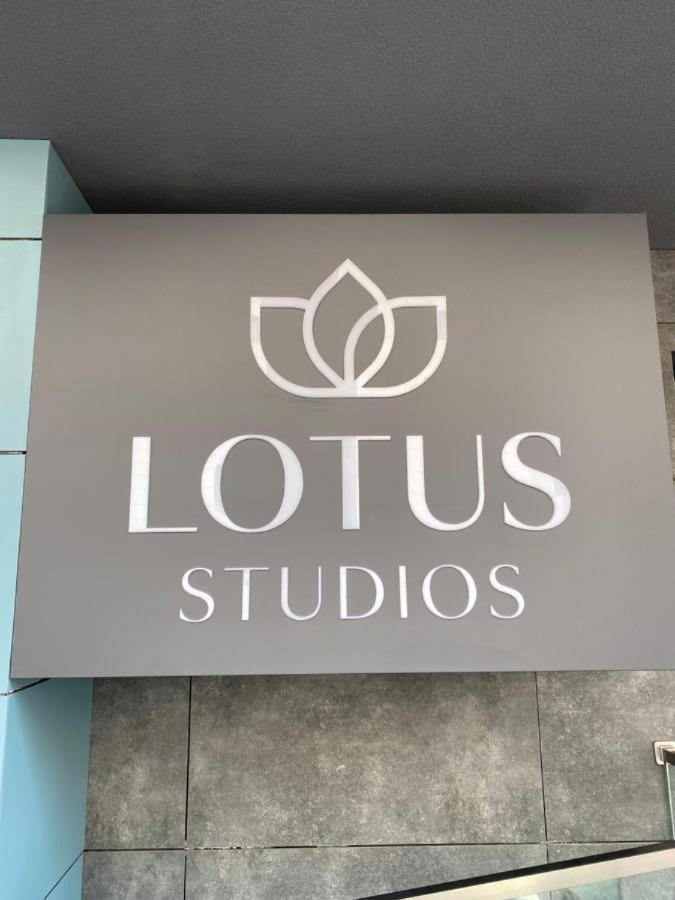 Lotus Studios Mamaia Dış mekan fotoğraf
